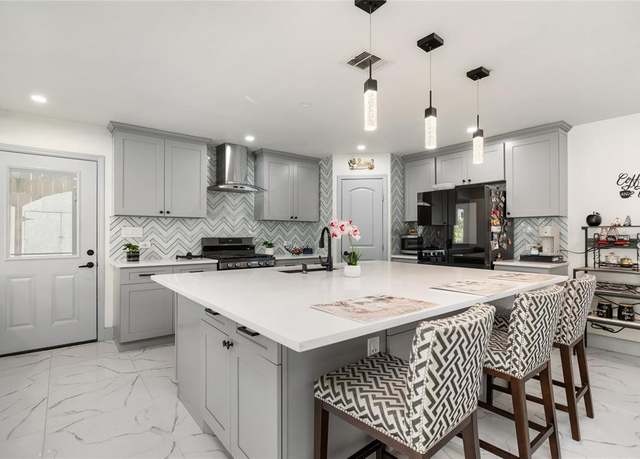 Property at 10814 Cane Grove Ln, Houston, TX 77075, 3 beds, 2.5 baths