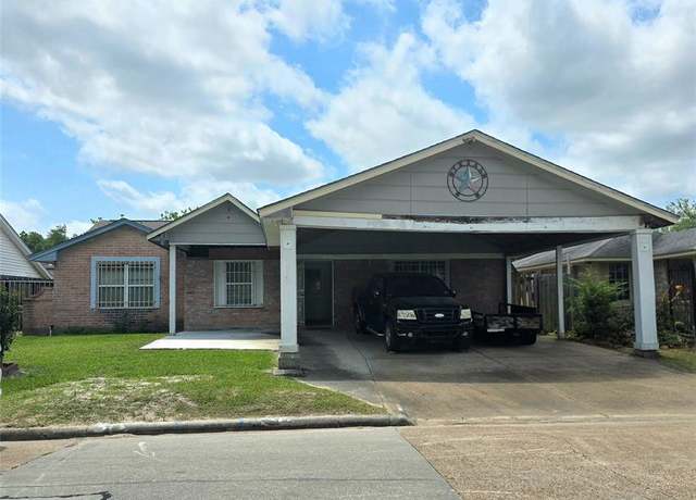 Property at 939 Point Blank Dr, Houston, TX 77038, 4 beds, 2 baths