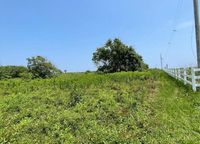 Property at 672 Hwy 87, Gilchrist, TX 77617