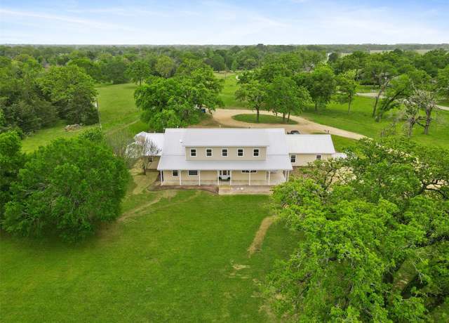 Property at 43919 Austin Branch Rd, Hempstead, TX 77445, 3 beds, 2.5 baths