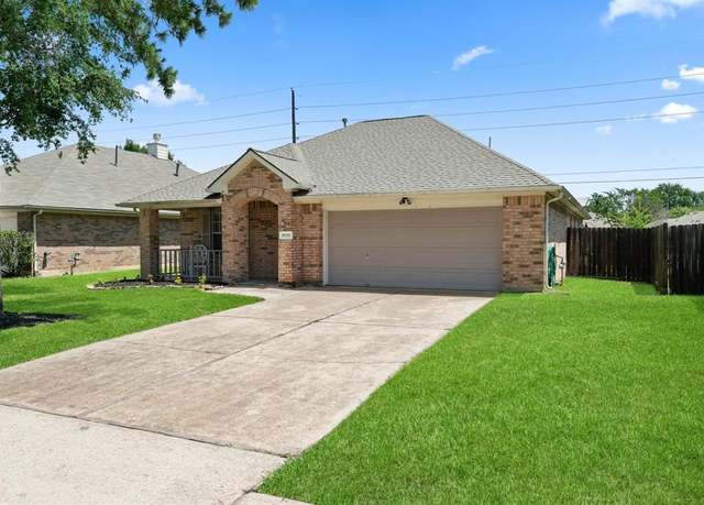 Property at 19030 Piney Way Dr, Tomball, TX 77375, 3 beds, 2 baths
