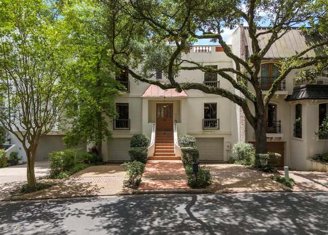 Property at 9 Farther Pt, Houston, TX 77024, 3 beds, 3.5 baths