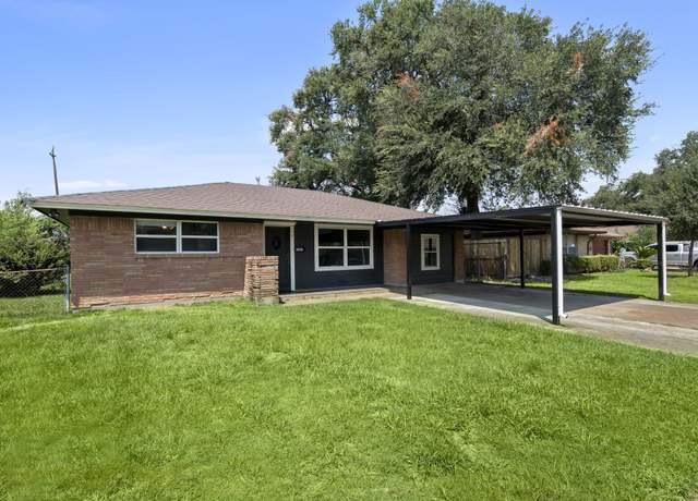 Property at 11405 Walk Dr, Houston, TX 77076, 3 beds, 1 bath