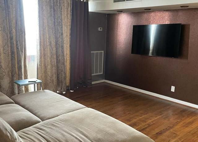 Property at 3525 Sage Rd #1204, Houston, TX 77056, 2 beds, 2 baths