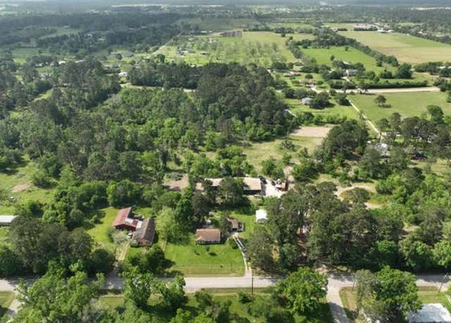 Property at 435 Indian Shores Rd, Crosby, TX 77532