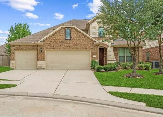 Property at 26116 Chivalry Ct, Kingwood, TX 77339, 4 beds, 2.5 baths
