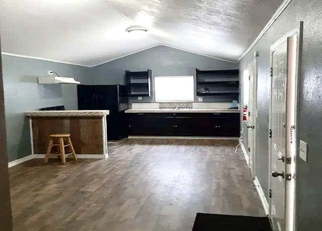 Property at 5305 Rapido Rd, Houston, TX 77033, 4 beds, 2 baths