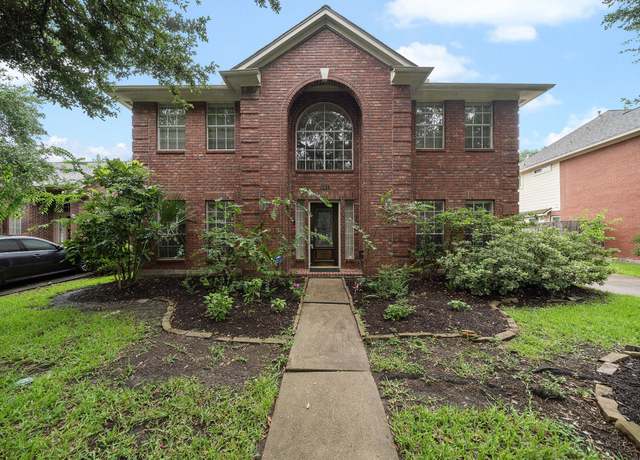 Property at 5411 Davids Bend Dr, Sugar Land, TX 77479, 4 beds, 2.5 baths