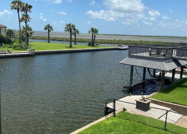 Property at 1127 Redfish St, Bayou Vista, TX 77563, 3 beds, 3 baths