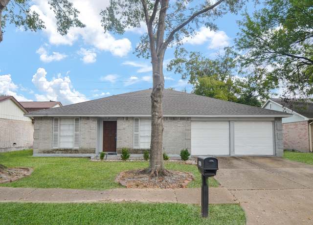 Property at 13602 Piney Oaks Dr, Houston, TX 77065, 3 beds, 2 baths