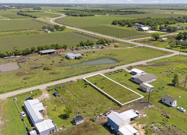 Property at 1061 Fm 2919 Rd, Kendleton, TX 77417