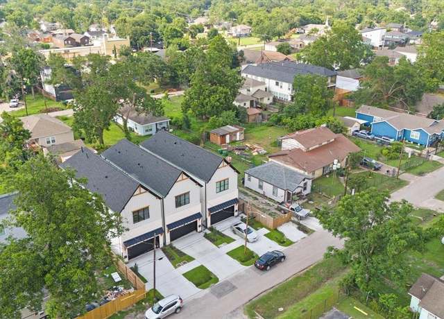 Property at 501 E 39th Street St Unit A, Houston, TX 77022, 3 beds, 2.5 baths