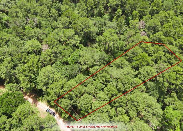 Property at 28483 Indian Trail Dr, Hempstead, TX 77445