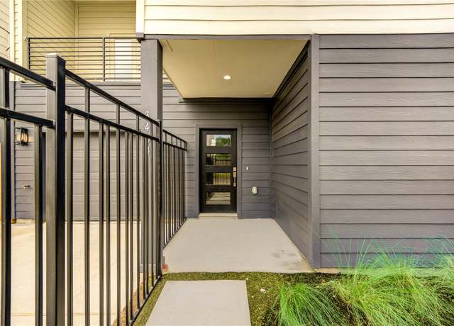 Property at 3404 Rawley St, Houston, TX 77020, 3 beds, 3.5 baths