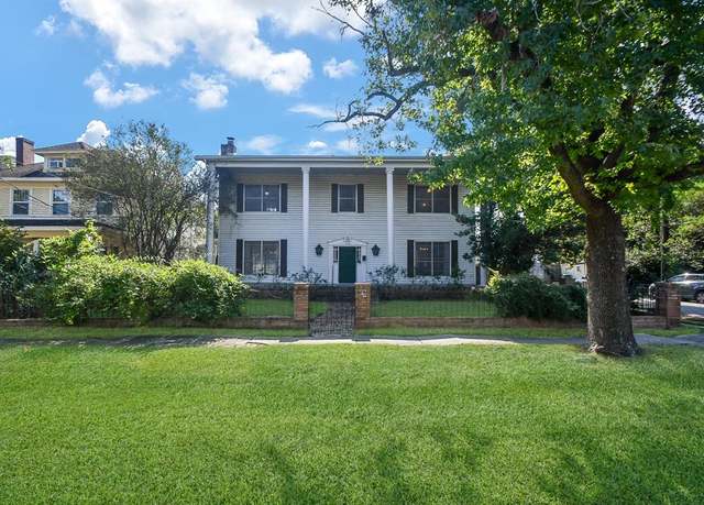 Property at 1125 Jackson Blvd, Houston, TX 77006, 4 beds, 2 baths