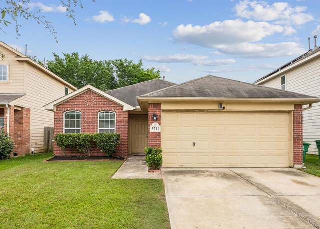 Property at 5711 Roseglen Meadow Ln, Houston, TX 77085, 4 beds, 2 baths