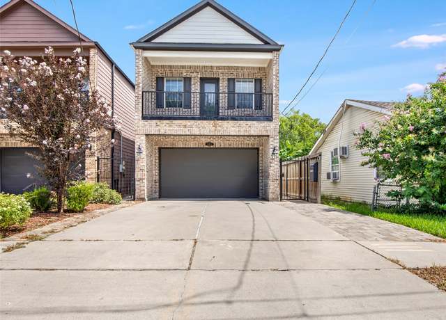 Property at 5406 Darling St Unit A, Houston, TX 77007, 3 beds, 2.5 baths