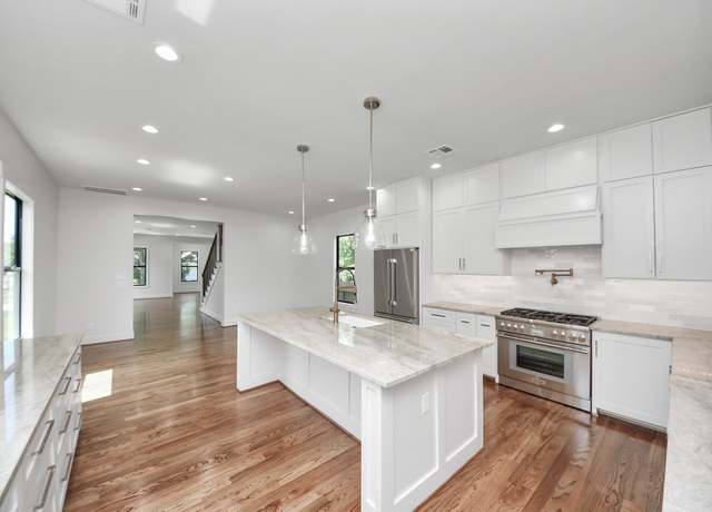 Property at 4541 Walker St, Houston, TX 77023, 3 beds, 3 baths