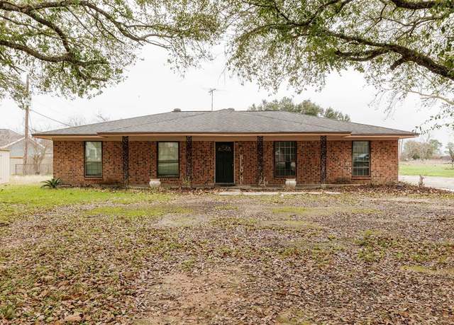 Property at 811 Tori Rd, Richmond, TX 77469, 3 beds, 2 baths