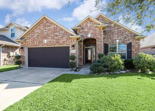 Property at 4824 Loures Ln, League City, TX 77573, 3 beds, 2 baths