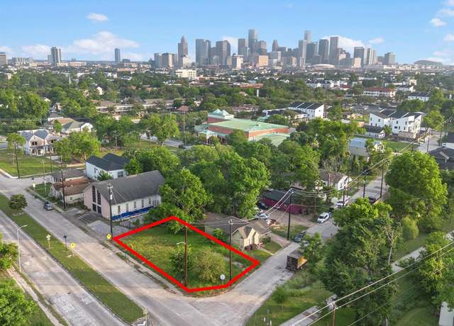 Property at 3129 Alabama St, Houston, TX 77004