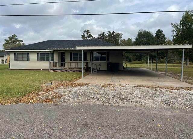 Property at 3243 58th St, Port Arthur, TX 77640, 3 beds, 1.5 baths