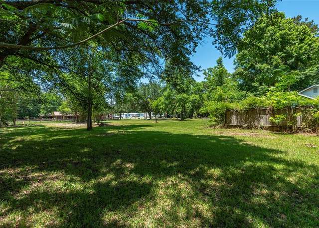 Property at 705 S Holly Ave, Cleveland, TX 77327