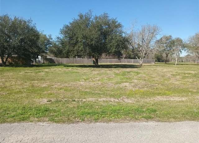 Property at 6902 Moore Rd, Hitchcock, TX 77563
