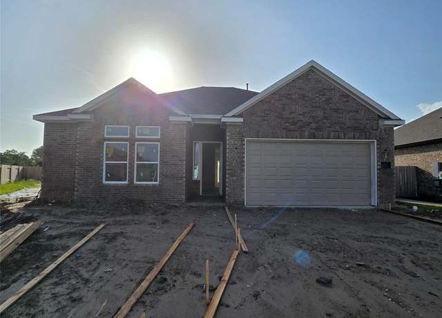 Property at 1613 Mija Park Rd, Seabrook, TX 77586, 3 beds, 2 baths