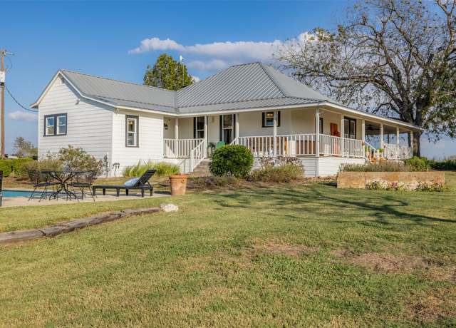Property at 13752 Whitman Rd, Brenham, TX 77833, 3 beds, 2 baths