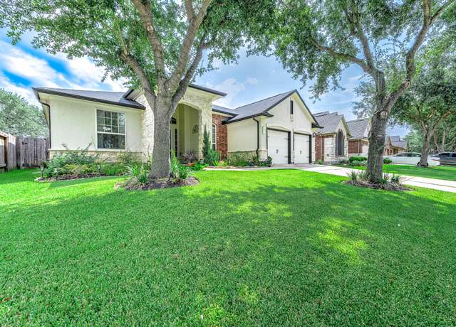 Property at 7507 Lone Star Junction St, Richmond, TX 77406, 4 beds, 2 baths