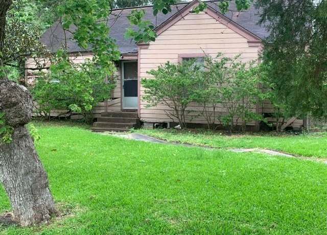 Property at 1109 Danube St, Houston, TX 77051, 2 beds, 1 bath