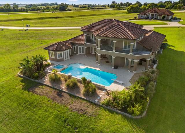 Property at 134 Mia Lago Dr, Montgomery, TX 77356, 4 beds, 6.5 baths