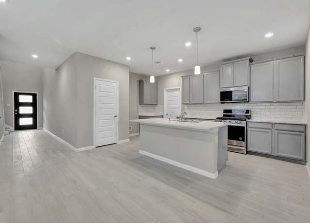 Property at 16698 Sterling Cliff St, Conroe, TX 77302, 4 beds, 2.5 baths