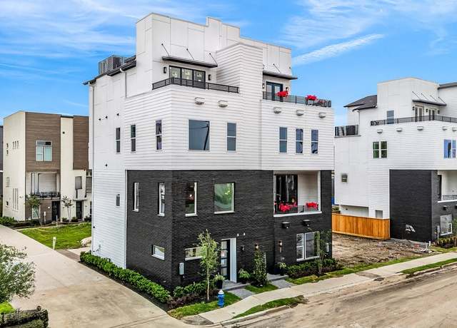 Property at 3 N St Charles St F St, Houston, TX 77003, 2 beds, 2.5 baths