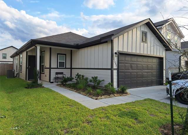Property at 21402 Rising Fawn Rd, Porter, TX 77365, 3 beds, 2 baths