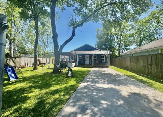 Property at 12127 18th St Unit B, Santa Fe, TX 77510, 3 beds, 2 baths