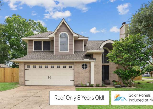 Property at 224 Old Oaks St, League City, TX 77573, 3 beds, 2.5 baths