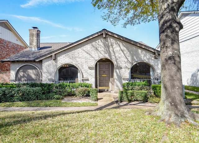 Property at 3038 Gessner Rd, Houston, TX 77080, 2 beds, 2.5 baths