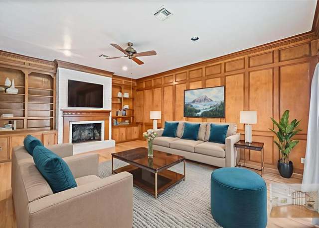 Property at 12835 Ashford Chase Dr, Houston, TX 77082, 3 beds, 2 baths
