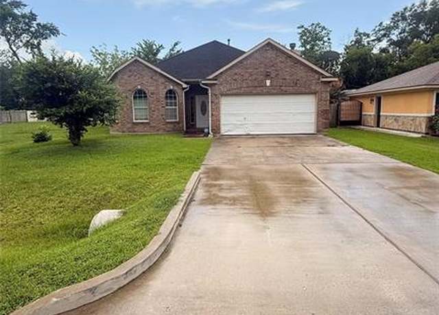 Property at 8318 Winthrop St, Houston, TX 77075, 3 beds, 2 baths
