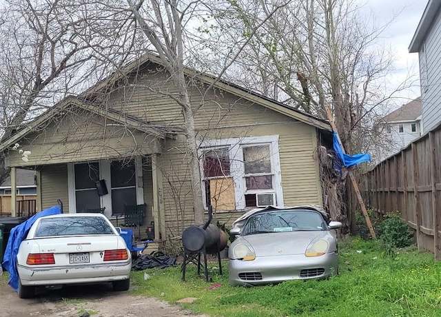 Property at 4917 Higgins St, Houston, TX 77033, 2 beds, 1 bath