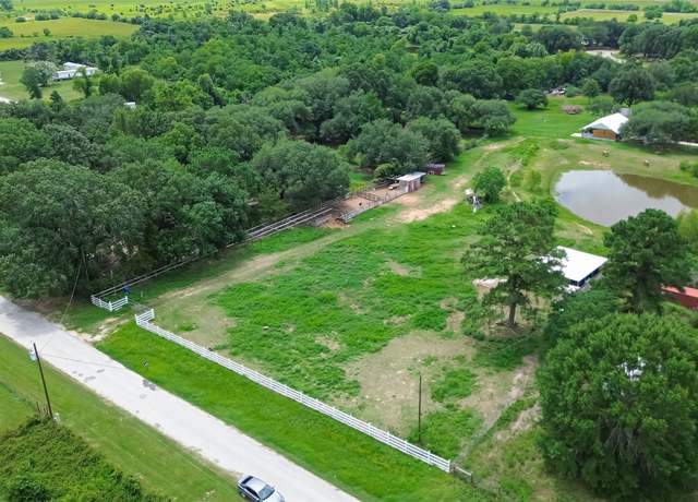 Property at 35535 Windmill Rd, Hempstead, TX 77445