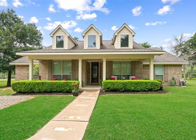 Property at 32041 Fm 1736 Rd, Hempstead, TX 77445, 3 beds, 2.5 baths