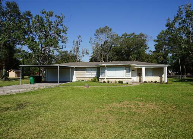 Property at 7439 Cayton St, Houston, TX 77061, 3 beds, 2 baths
