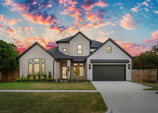 Property at 8553 Western Dr, Houston, TX 77055, 4 beds, 4.5 baths