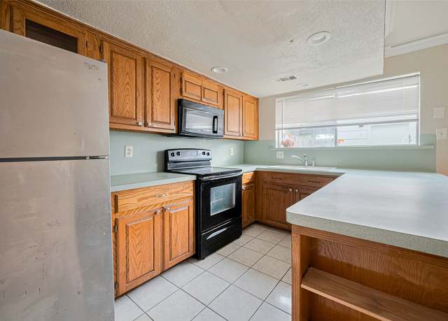 Property at 7093 Chasewood Dr, Houston, TX 77489, 2 beds, 1.5 baths