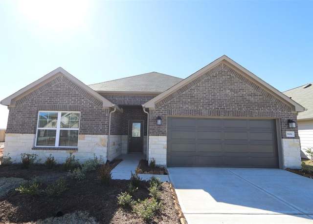 Property at 5806 Sunkissed Dr, Fulshear, TX 77441, 4 beds, 2 baths