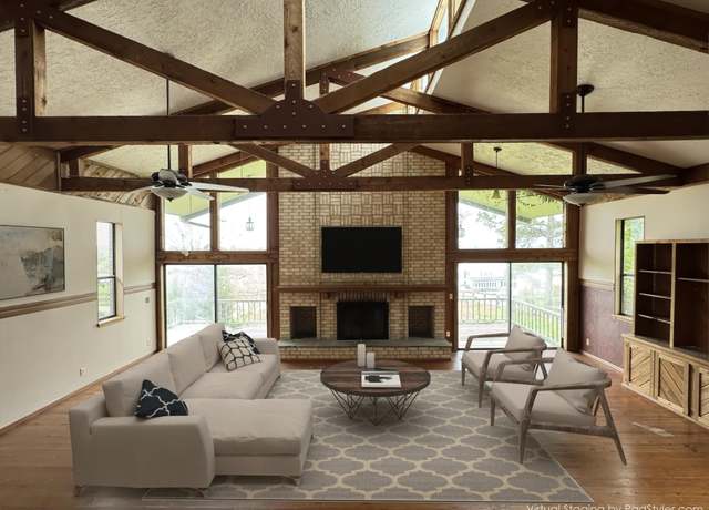 Property at 2859 Highway 59, Livingston, TX 77351, 4 beds, 4 baths