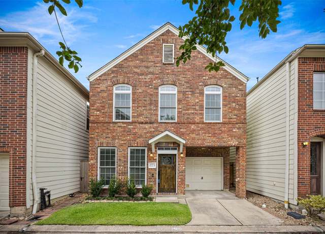 Property at 1773 Aden Dr, Houston, TX 77003, 2 beds, 2.5 baths
